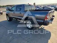 2015 Toyota TACOMA photo