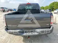 2015 Toyota TACOMA photo