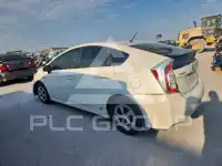 2015 Toyota PRIUS photo