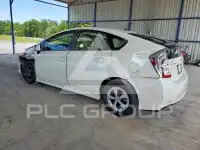 2015 Toyota PRIUS фото