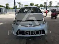 2015 Toyota PRIUS фото