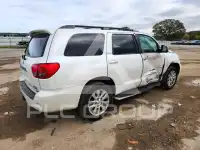2015 Toyota SEQUOIA photo