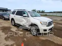 2015 Toyota SEQUOIA photo