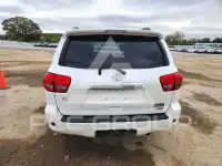 2015 Toyota SEQUOIA photo