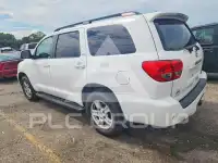 2015 Toyota SEQUOIA photo