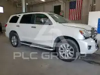 2015 Toyota SEQUOIA photo