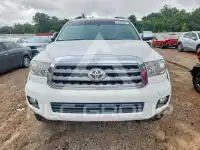 2015 Toyota SEQUOIA photo