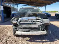 2015 Toyota SEQUOIA photo