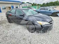 2015 Toyota CAMRY фото