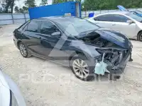 2015 Toyota CAMRY фото