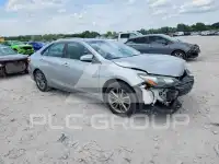 2015 Toyota CAMRY фото