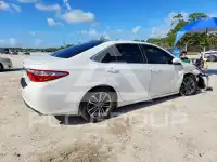 2015 Toyota CAMRY фото