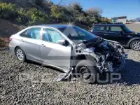 2015 Toyota CAMRY фото