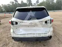 2015 Toyota Highlander photo