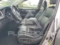 2015 Toyota Highlander фото
