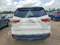 2015 Toyota Highlander photo