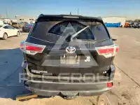 2015 Toyota Highlander photo