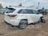 2015 Toyota Highlander photo
