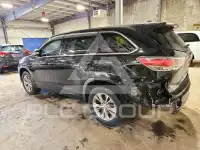 2015 Toyota Highlander фото