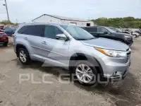 2015 Toyota Highlander photo