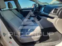 2015 Toyota Highlander photo