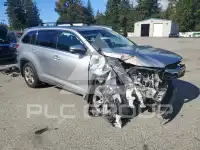 2015 Toyota Highlander фото