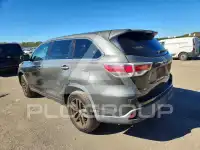 2015 Toyota Highlander photo