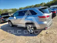 2015 Toyota Highlander фото