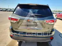 2015 Toyota Highlander photo