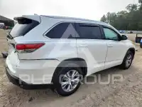 2015 Toyota Highlander photo