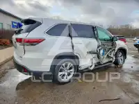 2015 Toyota Highlander фото