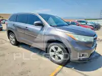 2015 Toyota Highlander photo
