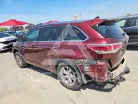 2015 Toyota Highlander photo