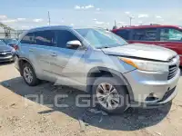 2015 Toyota Highlander photo