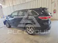 2015 Toyota Highlander фото