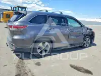 2015 Toyota Highlander фото