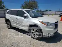 2015 Toyota Highlander photo
