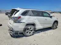 2015 Toyota Highlander photo