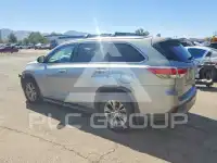 2015 Toyota Highlander photo