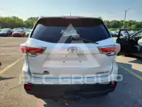 2015 Toyota Highlander фото