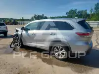 2015 Toyota Highlander фото