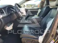 2015 Toyota Highlander фото