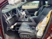 2015 Toyota Highlander photo