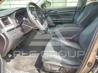 2015 Toyota Highlander фото