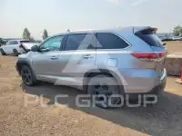 2015 Toyota Highlander photo
