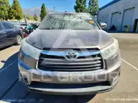 2015 Toyota Highlander фото