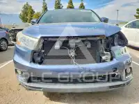 2015 Toyota Highlander фото