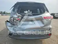 2015 Toyota Highlander photo