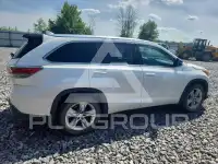 2015 Toyota Highlander фото