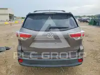 2015 Toyota Highlander photo